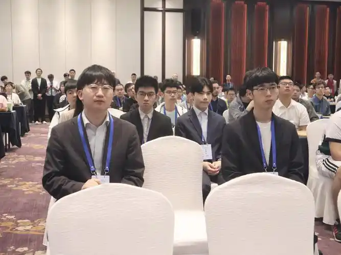 萧山情缘激励CBA新锐：舞台已搭好，就看你敢不敢拼